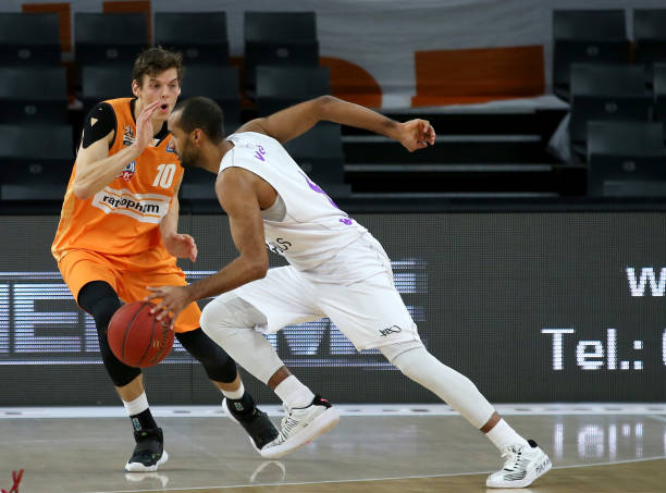 我可以帮你 我可以帮你